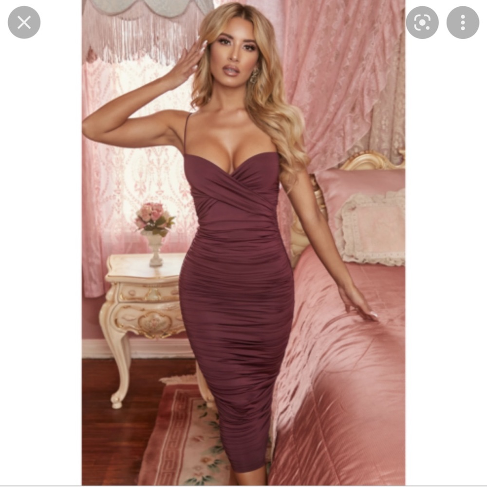 $90 Oh Polly Midi Dress Size 2 New with Tags
